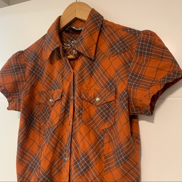 Harley-Davidson | Button Up Tee Shirt - Picture 3 of 13